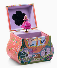 Load image into Gallery viewer, Fairy Tale Carriage Jewelry Box