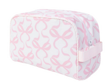 Load image into Gallery viewer, The Dopp Kit