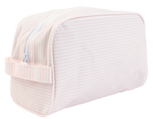 Load image into Gallery viewer, The Dopp Kit