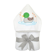 Load image into Gallery viewer, Everykid Hooded Towels - Assorted
