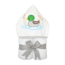 Load image into Gallery viewer, Everykid Hooded Towels - Assorted
