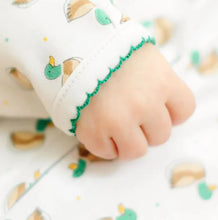 Load image into Gallery viewer, Mini Mallard Printed Zipper Footie

