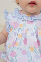 Load image into Gallery viewer, Vintage Floral Rosie Bubble
