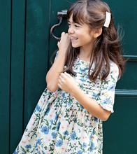 Load image into Gallery viewer, Raquel Dress - Melon Daisy Floral
