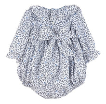 Load image into Gallery viewer, Roseship Pleat Bubble
