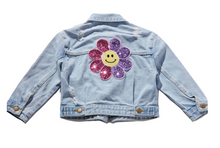 Load image into Gallery viewer, Pink Daisy Patched Denim Jacket
