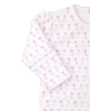 Load image into Gallery viewer, Giggling Giraffes Print Footie - Pink
