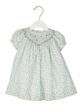 Load image into Gallery viewer, Oak Leaves Smocked Bishop - Mint
