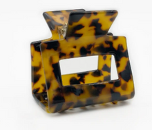 Load image into Gallery viewer, Small Hair Claws - Assorted
